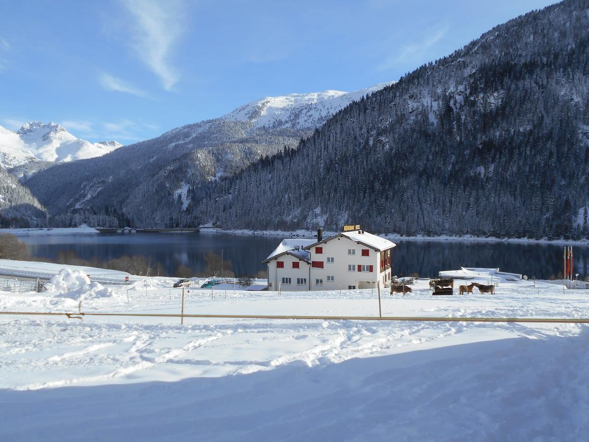 Hotel Seeblick Sufers Екстер'єр фото